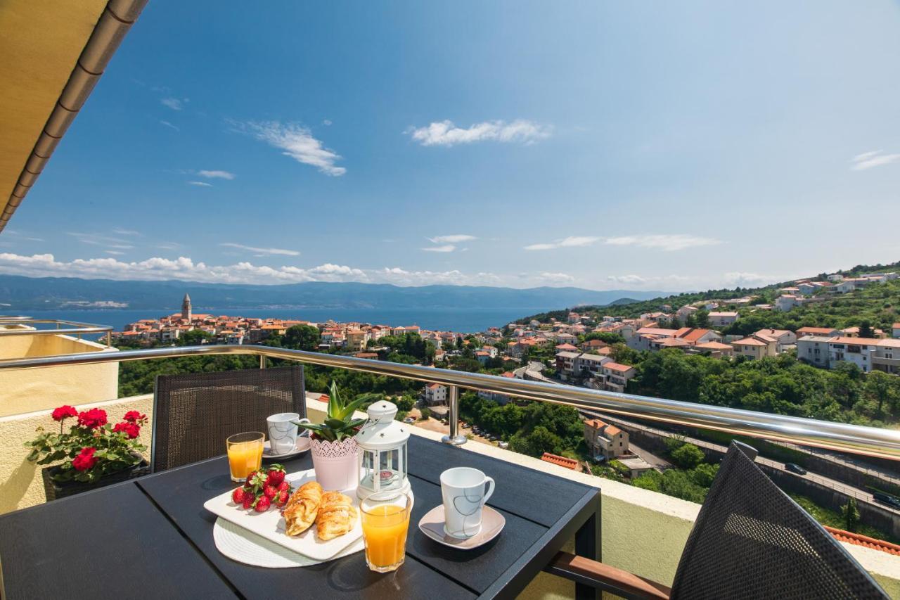 Apartman Jelena Vrbnik Exterior foto